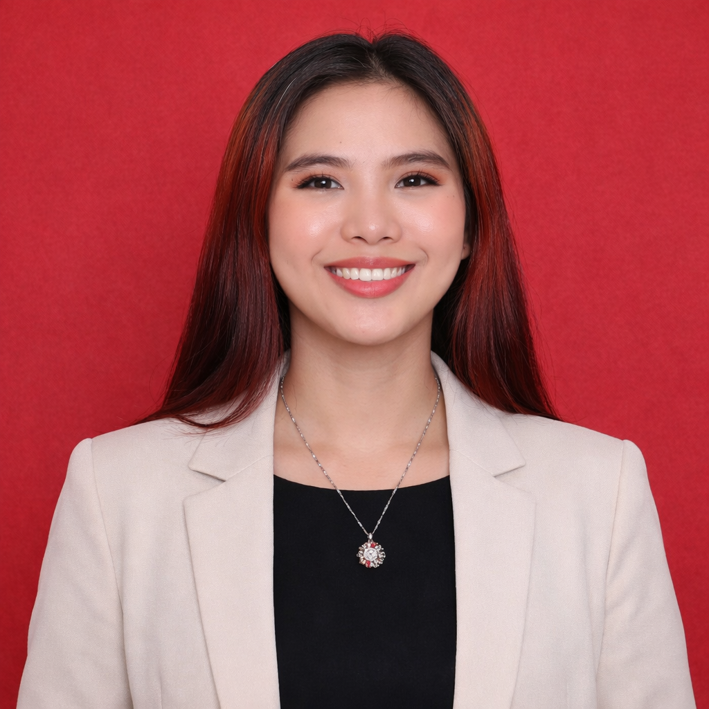 Shayee Lee Holgado